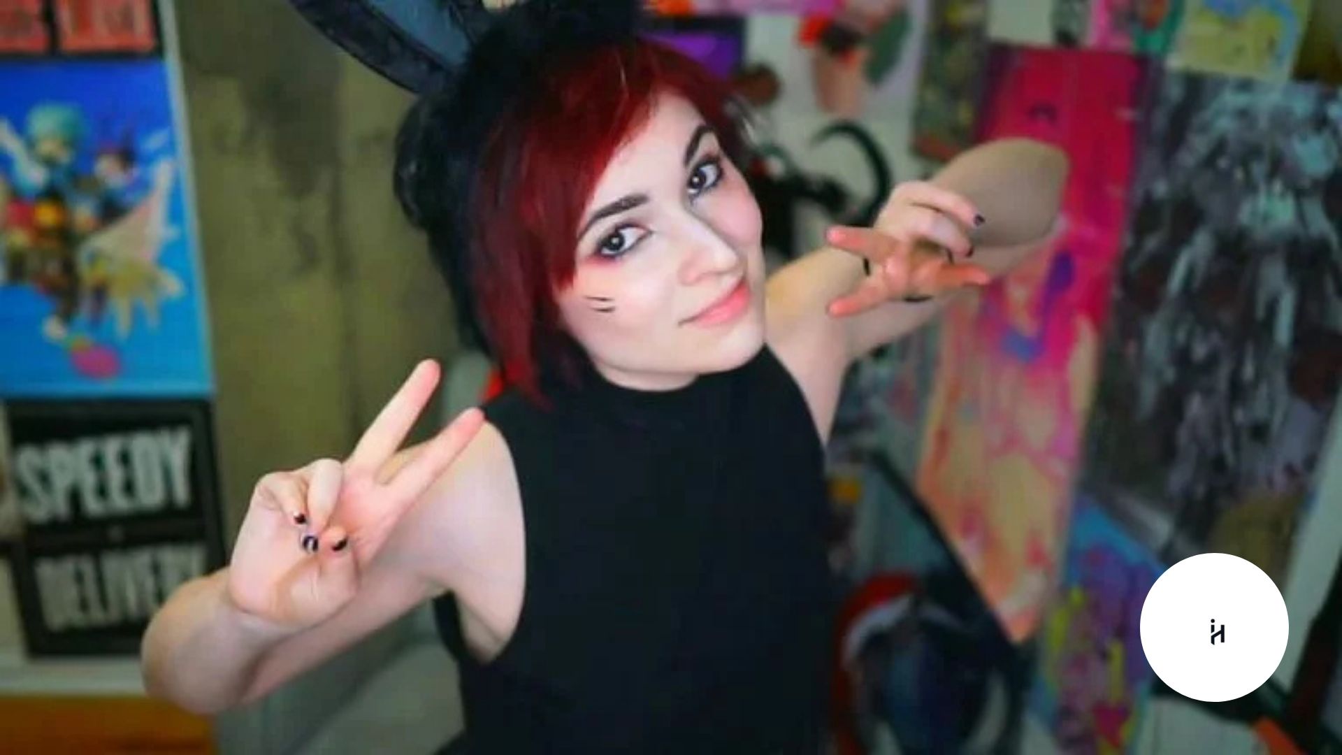 Projekt Melody Face Reveal