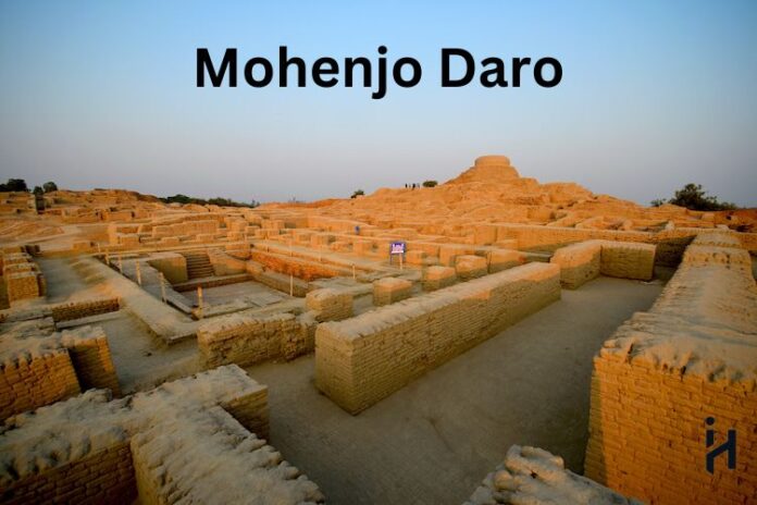 Who Destroyed Mohenjo-Daro?