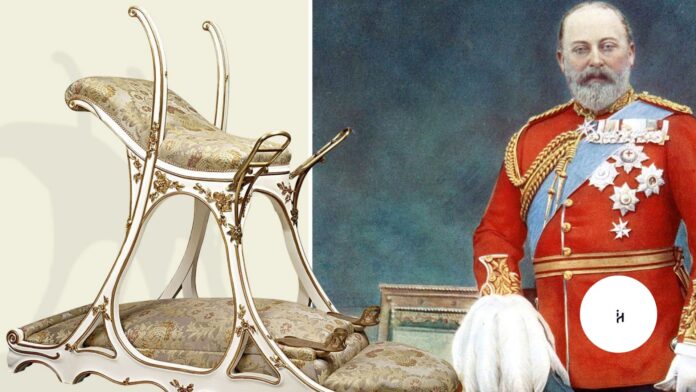 King Edward Love Chair